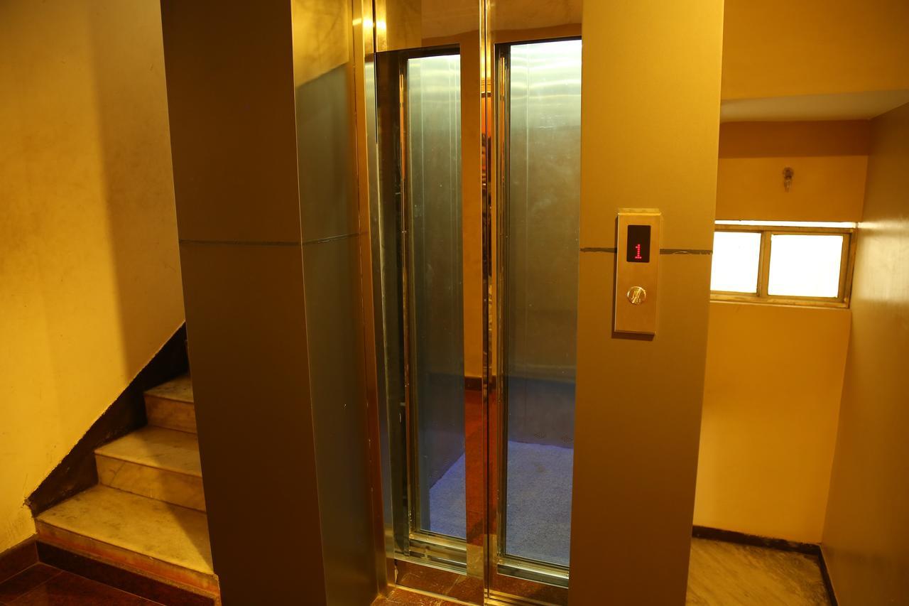 Hotel Vijay Pollachi Ngoại thất bức ảnh